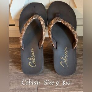 Cobian Flipflops Size 9
